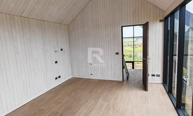 CASA NUEVA EN CONDOMINIO SENDEROS DEL BOSQUE, LLANQUIHUE