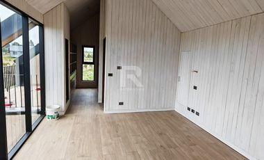 CASA NUEVA EN CONDOMINIO SENDEROS DEL BOSQUE, LLANQUIHUE