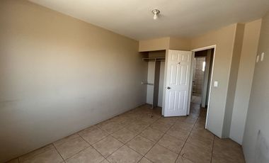 CASA EN RENTA LA ESMERALDA