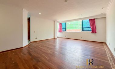 Exclusiva Casa con Alberca. Del Valle Centro