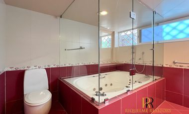 Exclusiva Casa con Alberca. Del Valle Centro