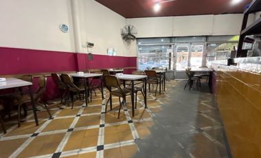 Local - opcion fondo de comercio -Av. Segurola 11