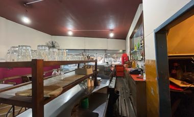 Local - opcion fondo de comercio -Av. Segurola 11
