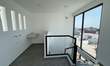 Casa En Venta Fraccionamiento Cerrado en Coatepec.