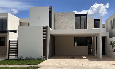 Casa en Venta en Parque Natura, Mérida Yucatán