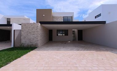 Casa en Venta en Parque Natura, Mérida Yucatán