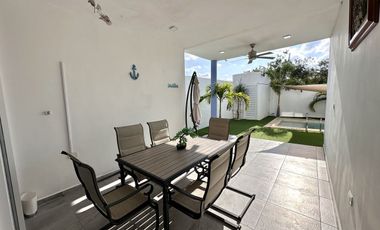 Casa de 3 habitaciones en Residencial Blanca en Mérida.