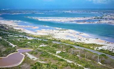 VENTA DE VILLA EN LA PLAYA, Chucxulub Puerto, al norte de Mérida