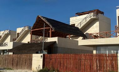 VENTA DE VILLA EN LA PLAYA, Chucxulub Puerto, al norte de Mérida