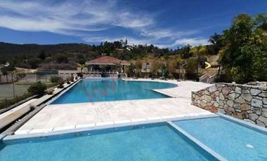 Casa Campestre En Venta, en Residencial Gran Reserva Golf Resort  Country Club (Ixtapan de Sal, Estado de México)