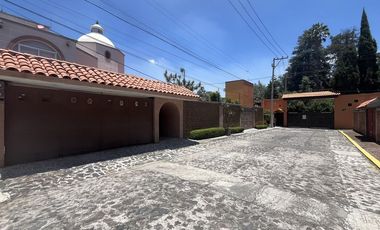 ¡EXCLUSIVA RESIDENCIA EN XOCHIMILCO!