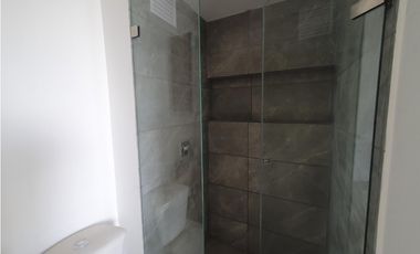 Venta apartamento en cerritos Pereira/  Piso.14 zona valorizada