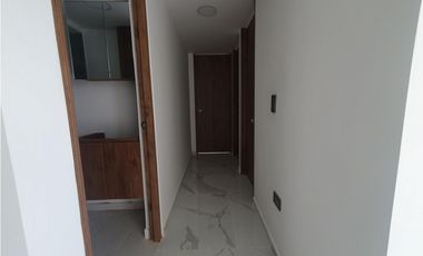 Venta apartamento en cerritos Pereira/  Piso.14 zona valorizada