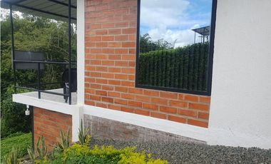 Venta Casa Campestre Condominio Pereira via Alcalá