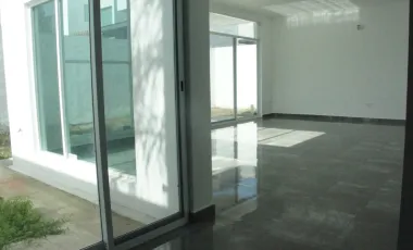 Casa en venta en La Joya Privada Residencial, Monterrey, Nuevo León