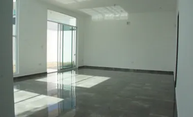 Casa en venta en La Joya Privada Residencial, Monterrey, Nuevo León