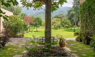 Venta residencia o como Hotel Boutique en west Ajijic