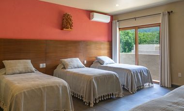 Venta residencia o como Hotel Boutique en west Ajijic