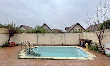 Casa en Venta en Condominio Amapola