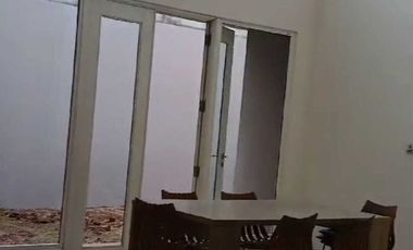 DISEWAKAN RUMAH CLUSTER PELANGI DI ALAM SUTERA TANGERANG