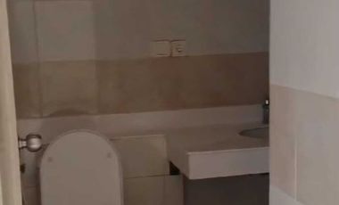 DISEWAKAN RUMAH CLUSTER PELANGI DI ALAM SUTERA TANGERANG