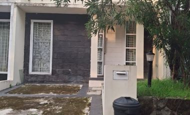 Disewakan Rumah 1 Lantai Free Club House Siap Huni Termurah Strategis