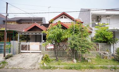 Rumah di Jalan Pandega Raya Dekat Metropolitan Mall Siap KPR J-11149