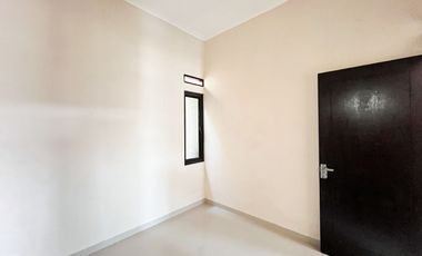 Rumah Siap Huni Akses Dekat ke RS Hermina Serpong Baru Renov J-27386