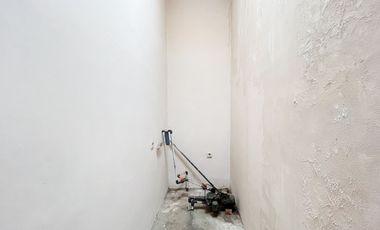 Rumah Siap Huni Akses Dekat ke RS Hermina Serpong Baru Renov J-27386