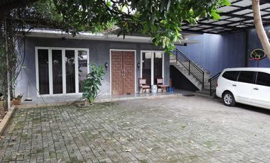 DIJUAL MURAH RUMAH UNIK 2in1 DI BINTARO - JAKARTA SELATAN