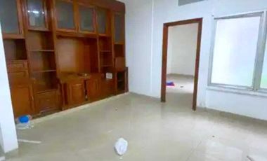 DISEWAKAN RUMAH LUAS SERBAGUNA – LOKASI STRATEGIS  PEJATEN BARAT