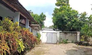 Di Jual Tanah Dan Bangunan Rumah Clasic 3362 m2 di Blitar