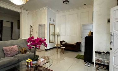 Rumah Mewah Di WIKA, Mahogany balikpapan