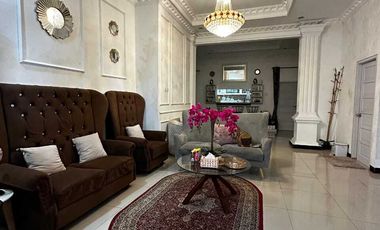 Rumah Mewah Di WIKA, Mahogany balikpapan