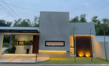 RUMAH 2 LANTAI DAN 3 KAMAR TIDUR TERMEWAH DI MADIUN