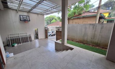 JUAL SEWA RUMAH 2 LANTAI ADA BASEMENT DI CIPAKU KOMPLEK KULDESAK