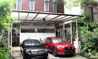 Fully Furnished with Private Swimming Pool House for Rent in Jagakarsa