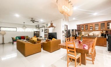 Fully Furnished with Private Swimming Pool House for Rent in Jagakarsa