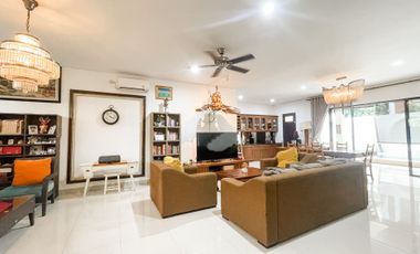 Fully Furnished with Private Swimming Pool House for Rent in Jagakarsa