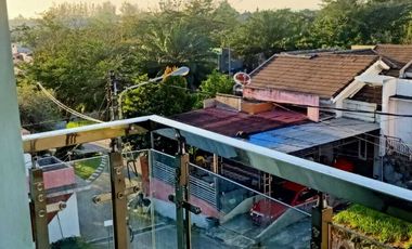Rumah 2 Lantai di Borneo Paradiso Balikpapan