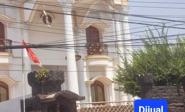 Rumah Mewah Daerah Komersil Di Kesambi Kota Cirebon
