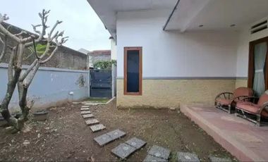 Dijual Rumah Hook Tepi Jalan Lebar daerah Timoho Baciro dkt Balai Kota