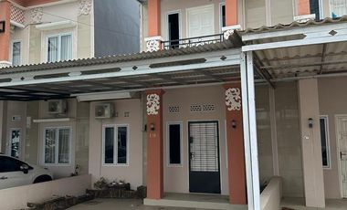 Rumah 2 lantai, di Kenten residence. Sako, Palembang