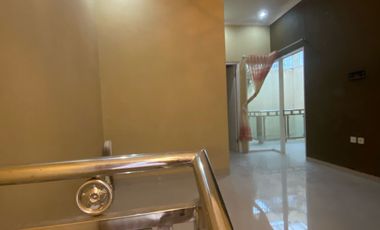 Rumah 2 Lantai di Borneo paradiso, Mahogany, Balikpapan.