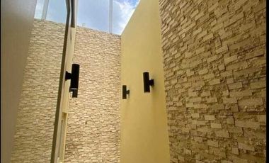 DISEWAKAN RUMAH DUA LANTAI SIAP PAKAI BEST VIEW DI TEMBALANG SEMARANG