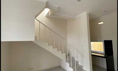 DISEWAKAN RUMAH DUA LANTAI SIAP PAKAI BEST VIEW DI TEMBALANG SEMARANG