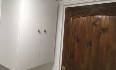 Oficina de 16 m2, 1 privado 1 baño, excelente ubicación