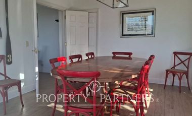 Amplio departamento con espectacular vista al mar y al río