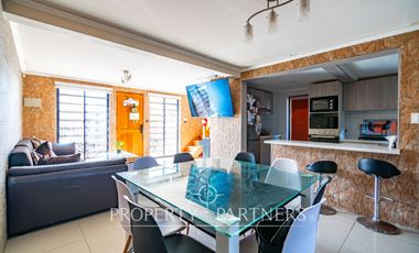 Casa remodelada en sector La Pampa