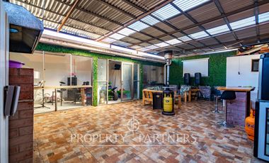 Casa remodelada en sector La Pampa